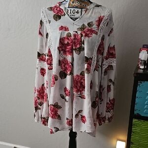 Moa Moa Rose Print Lace Blouse